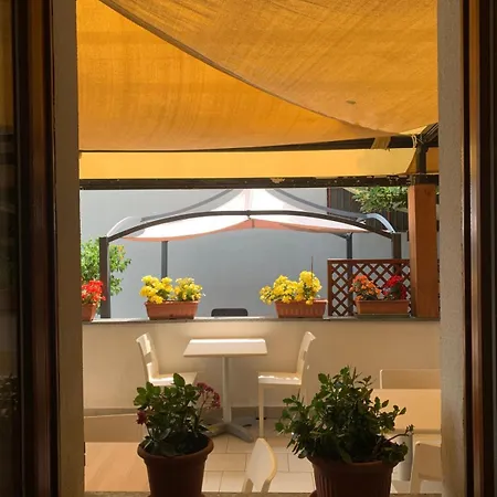 Bed & Breakfast Beb I Portici