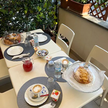 Bed & Breakfast Beb I Portici