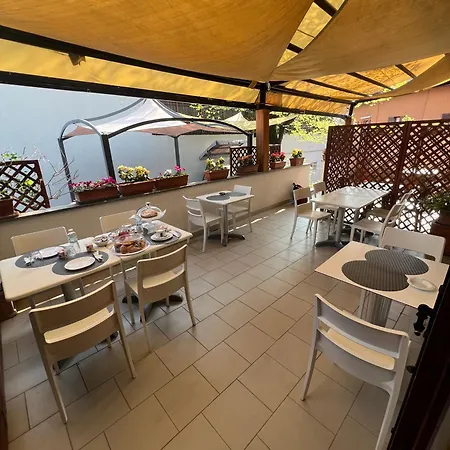 Beb I Portici Bed & Breakfast 3*