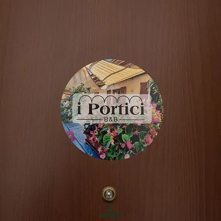 住宿加早餐酒店 I Portici - 切尔诺比奥