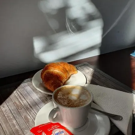 Beb I Portici 3* Cernobbio