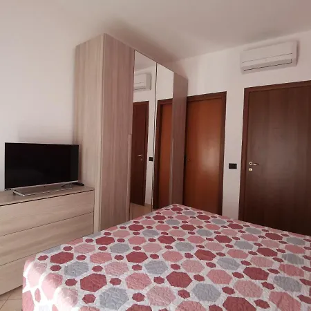 Beb I Portici Bed & Breakfast 3*