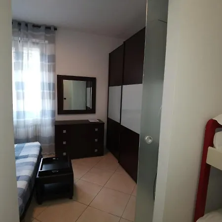 Bed & Breakfast Beb I Portici