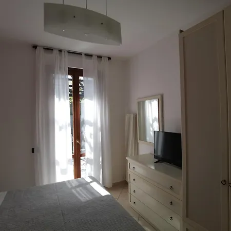 Beb I Portici Bed & Breakfast 3*